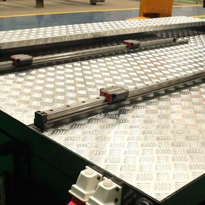 128T Container Hydraulic Plastic Injection Molding Machine Blue Energy Saving